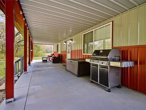 3rd image of 232 Old Joe Mills Ln
