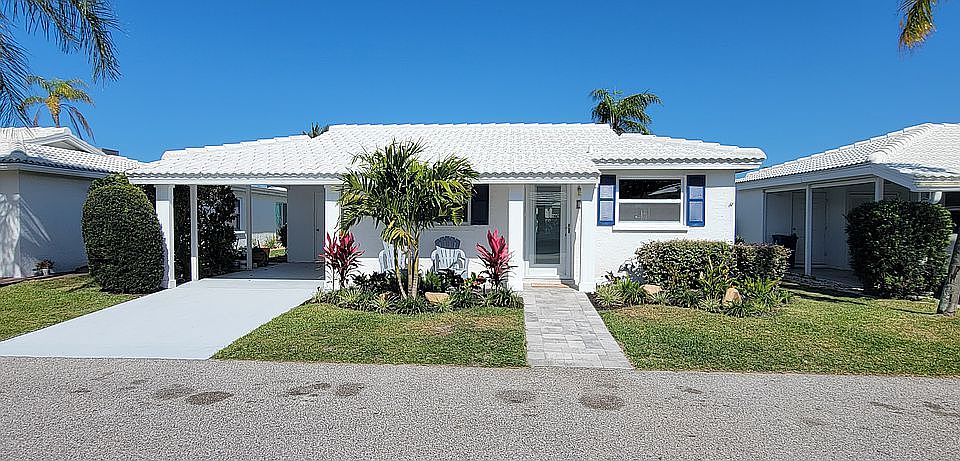 1st image of 743 Spanish Dr S
