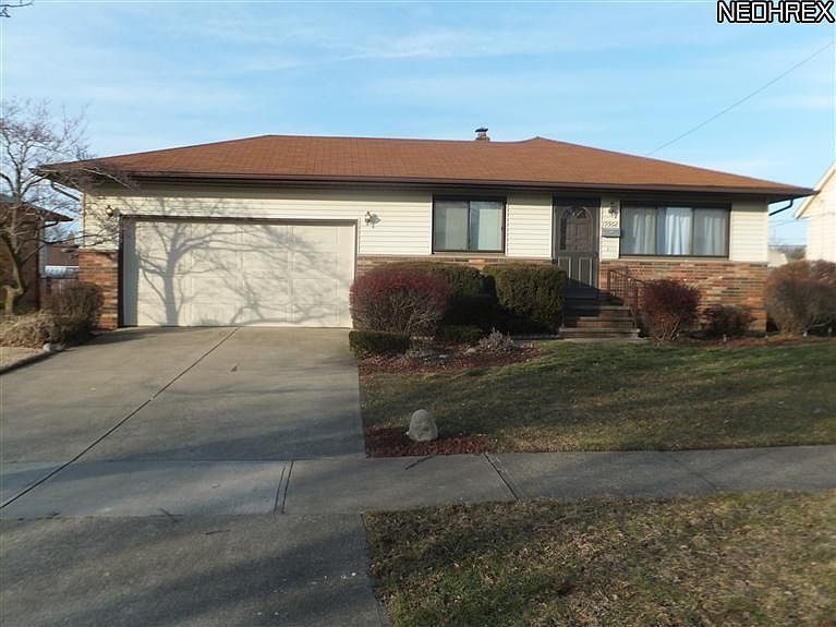 1st image of 19502 Parkmount Ave