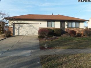 19502 Parkmount Ave, Cleveland, OH 44135