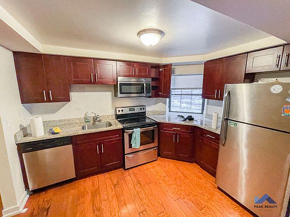 3rd image of 5713 N Kenmore Ave #5715-2A
