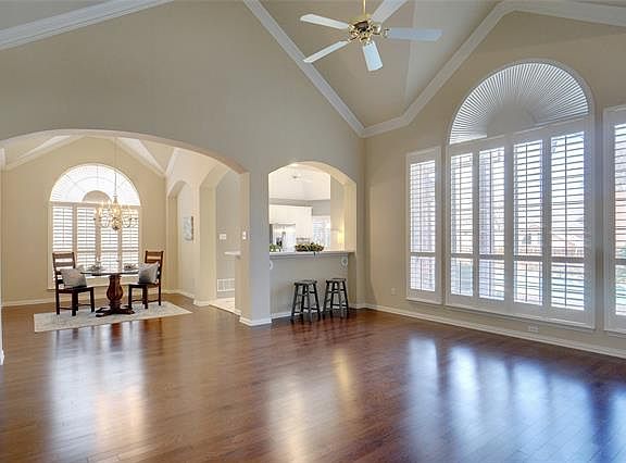 5th image of 2308 Clearwood Ln