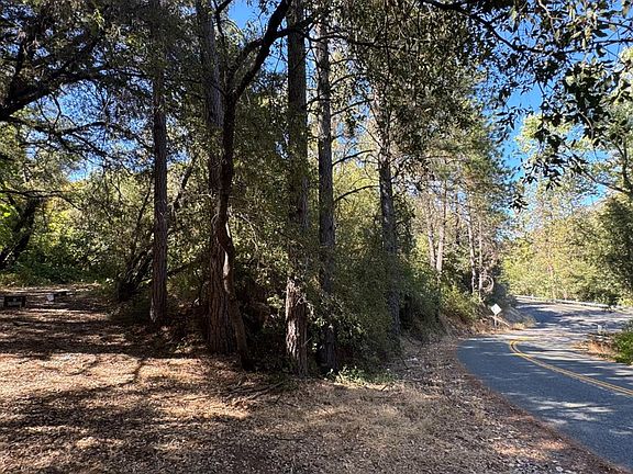 3rd image of 25 Foreman Creek Rd