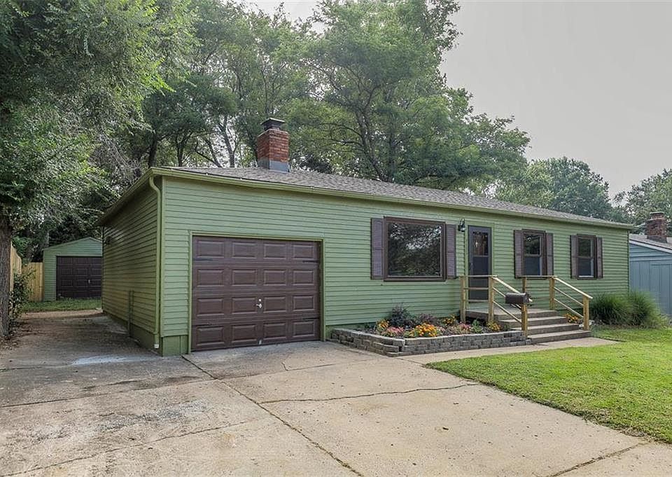 1st image of 9415 Lewis Ave