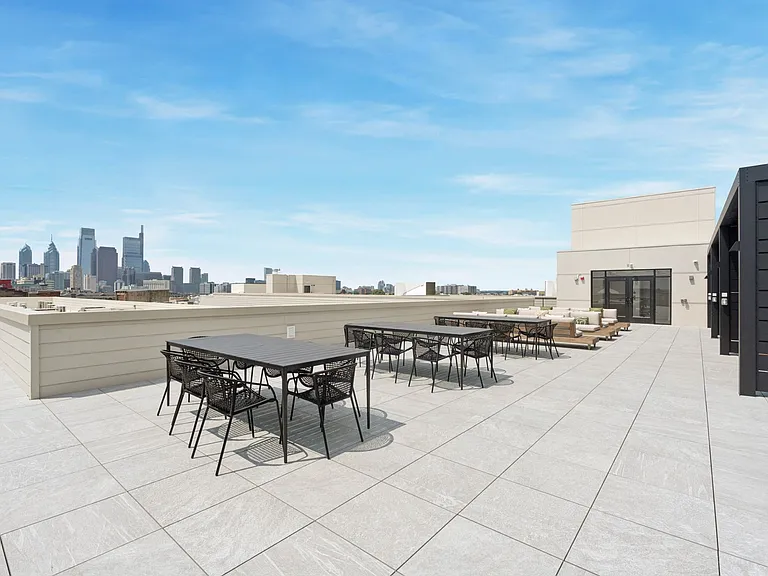 The Lyle on Broad — Photo 35