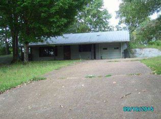 281 Bible Grove Rd, Lexington, TN 38351