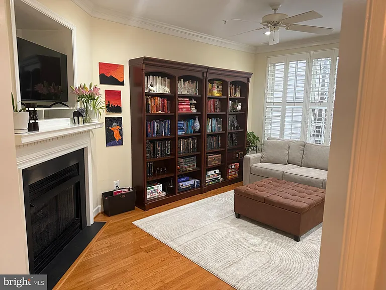 104 Oak Knoll Ter — Photo 6