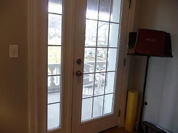 4th image of 5529 S Cornell Ave #1