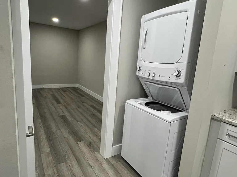 209 Bonnie Brook Rd #2 — Photo 4