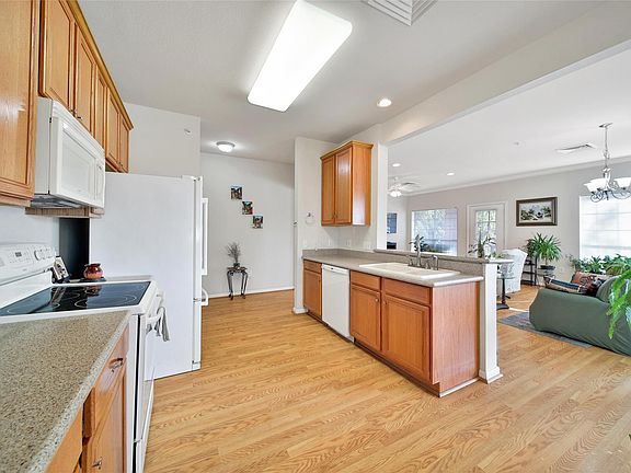2nd image of 2815 Kings Crossing Dr APT 214