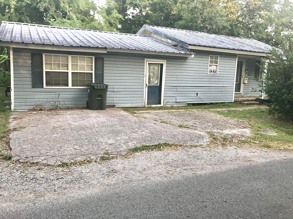 1st image of 513 Cherokee St