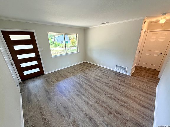 4th image of 254 FLINTSTONE LN