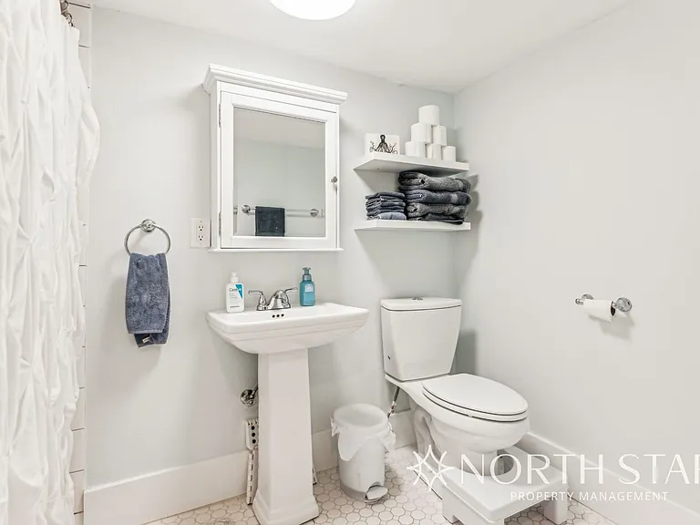 2224 NE 46th Ave — Photo 34