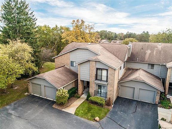 4th image of 6401 Maple Hills Dr #1