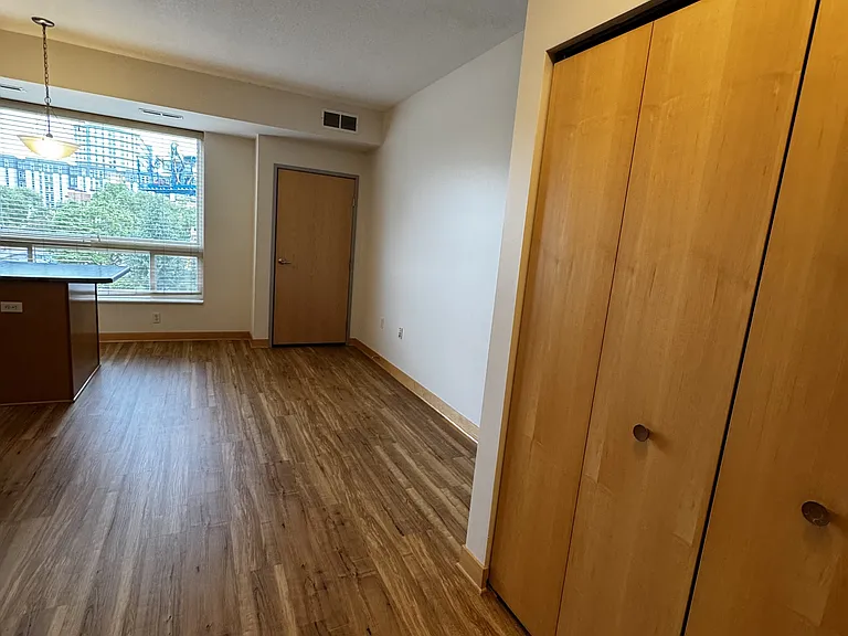 2600 University Ave SE #415 — Photo 6