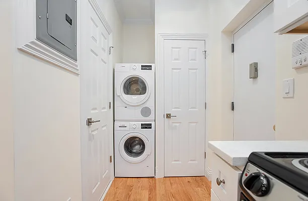 Rented by OGI Management | media 33