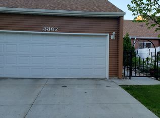 3307 W Prairiewood Dr S, Fargo, ND 58103