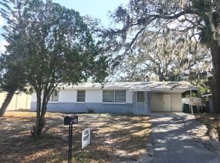 914 Pelican Dr S, Saint Petersburg, FL 33707