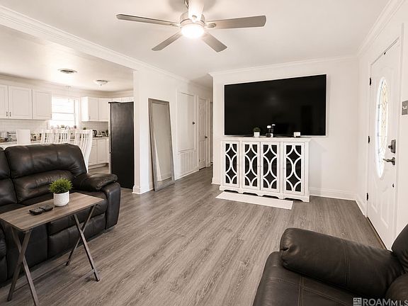 3rd image of 7449 W Driftwood Dr
