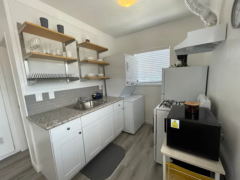 424 N Marianna Ave #3 — Photo 10