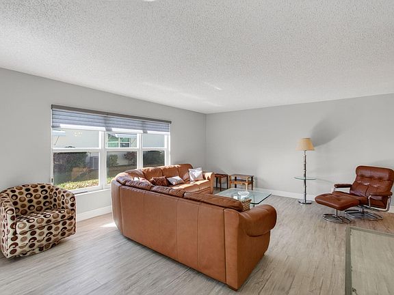 2nd image of 5392 Lakefront Boulevard #A