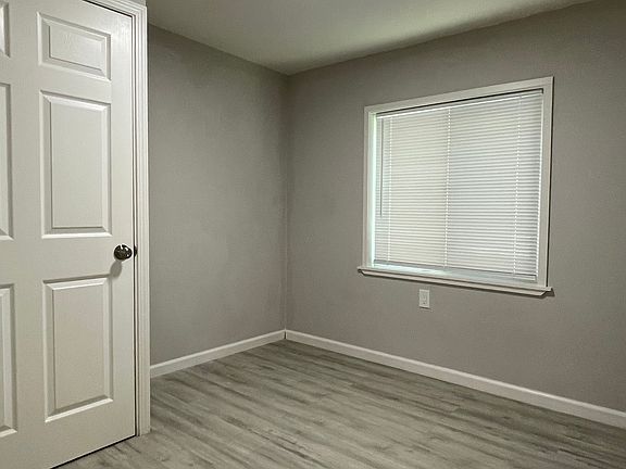 2nd image of 701 Gold Coast Dr #Adu