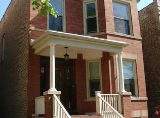 2026 W Cullom Ave, Chicago, IL 60618