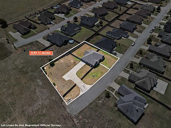 2nd image of 134 Germantown Cir