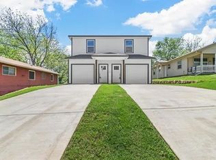 1516 W Walker St, Denison, TX 75020