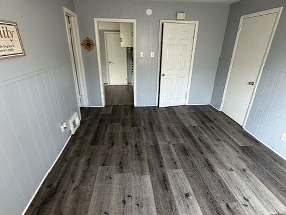 5th image of 6118 25th Ave