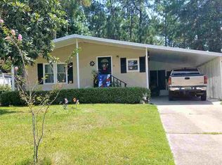 1127 S Ridgewood Dr, Lillian, AL 36549