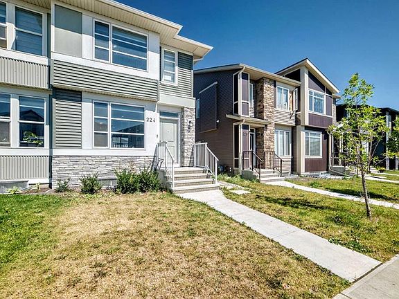 3rd image of 224 Corner Meadows Way N