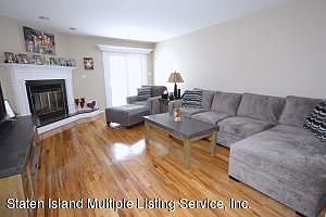 5th image of 40 Ramapo Ave