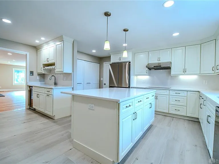 121 E Schantz Ave #3 — Photo 17