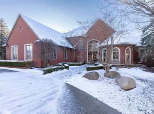 56187 Nickelby Dr, Utica, MI 48316