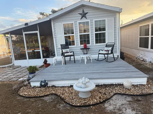 136 Wildwood Ln, Thonotosassa, FL 33592