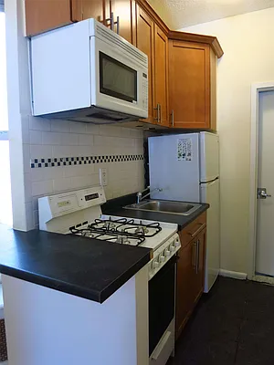 Rented by City & Suburban | media 21