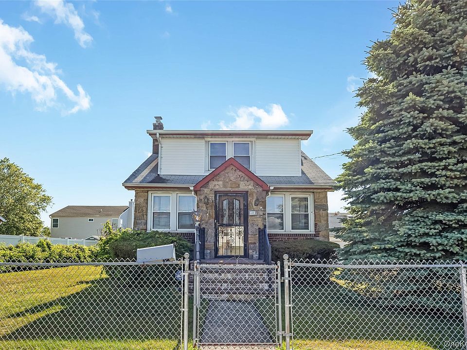 1st image of 38 Buchanan Avenue