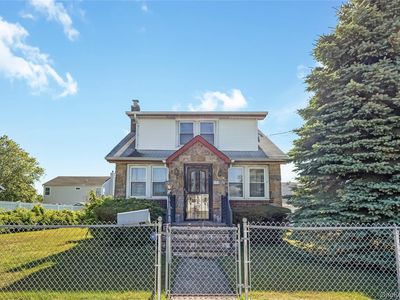 38 Buchanan Avenue, Amityville, NY, 11701