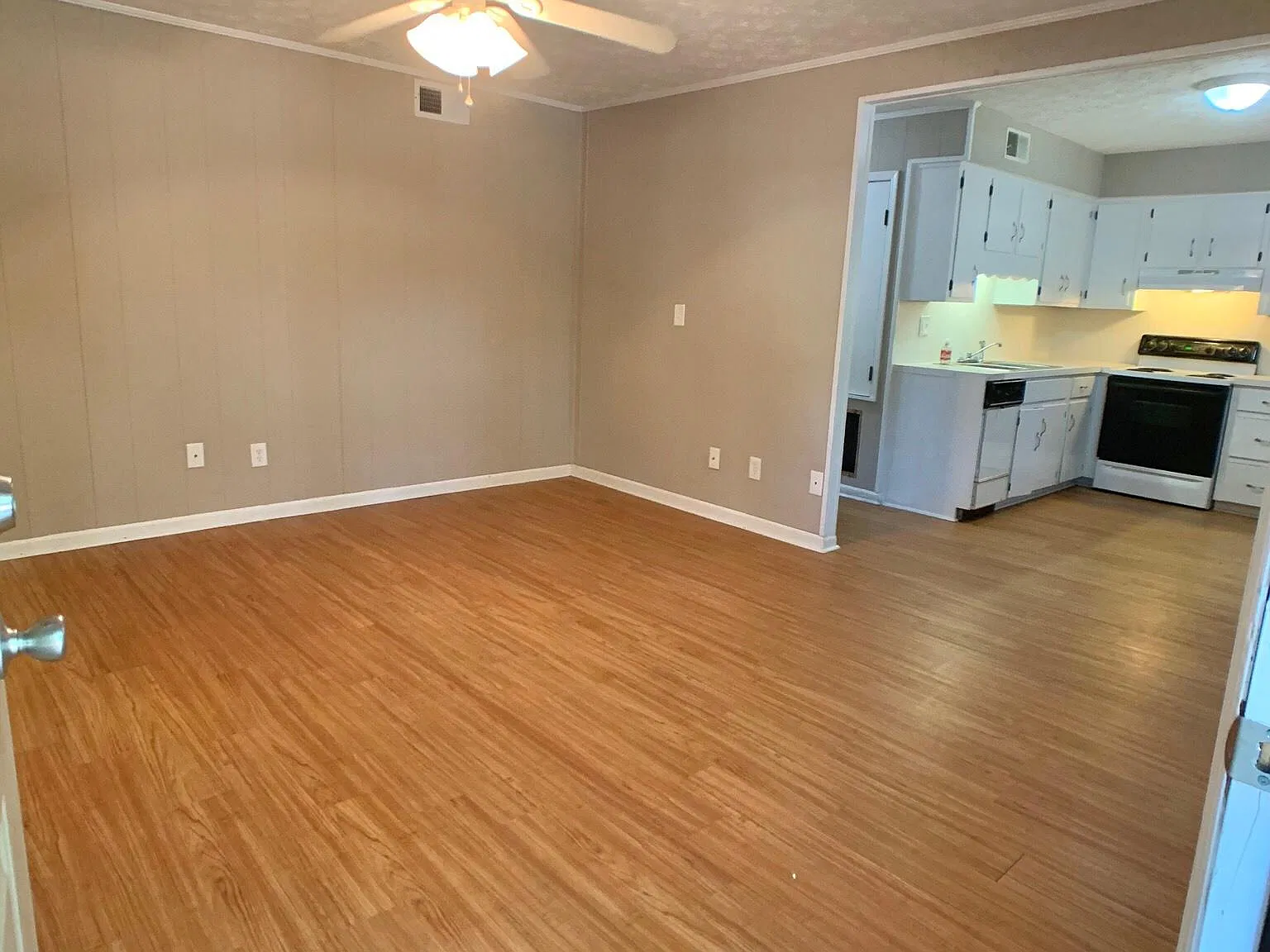 837 N Gay St — Photo 3