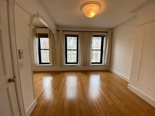 Rented by Compass | media 16