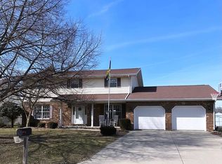 60 Vincennes Dr, Napoleon, OH 43545