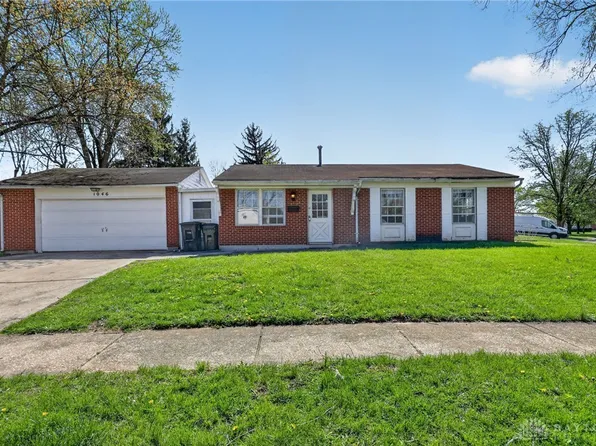 1046 Primrose Dr, West Carrollton, OH 45449