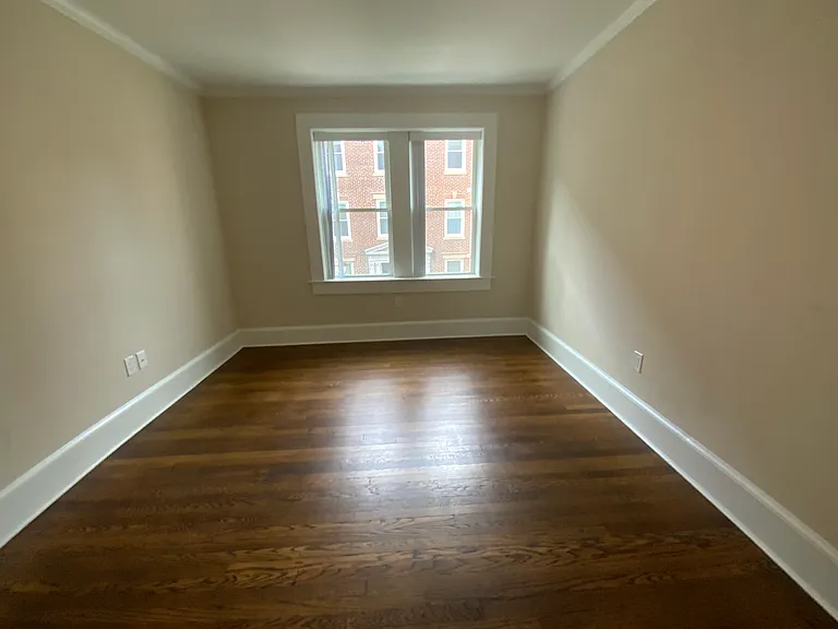 16 Short St #2 — Photo 6