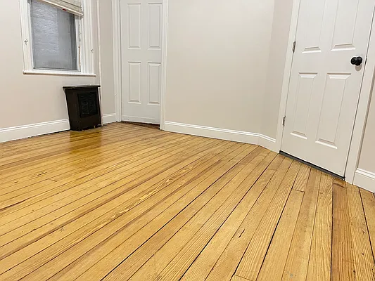 Rented by Compass | media 27