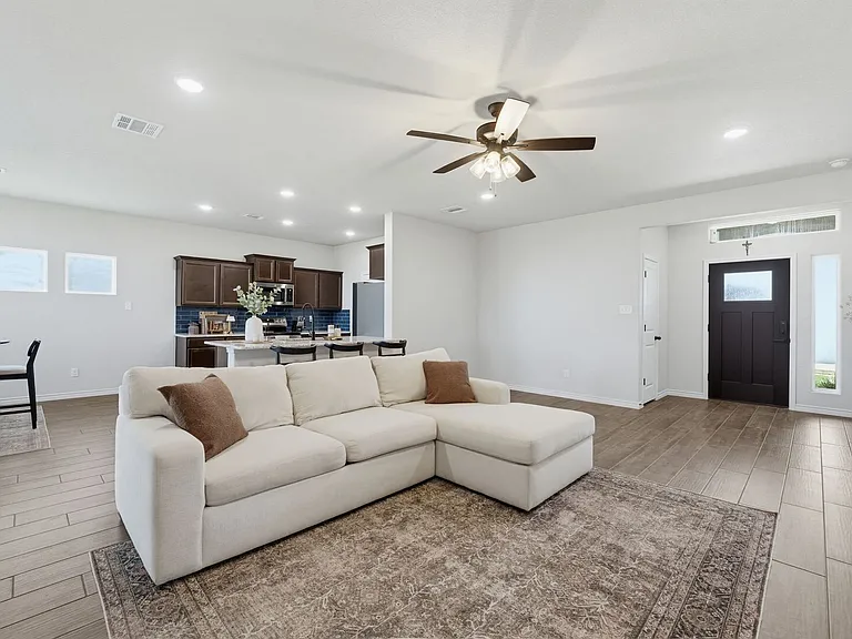 3002 Gryffindor Ln — Photo 4