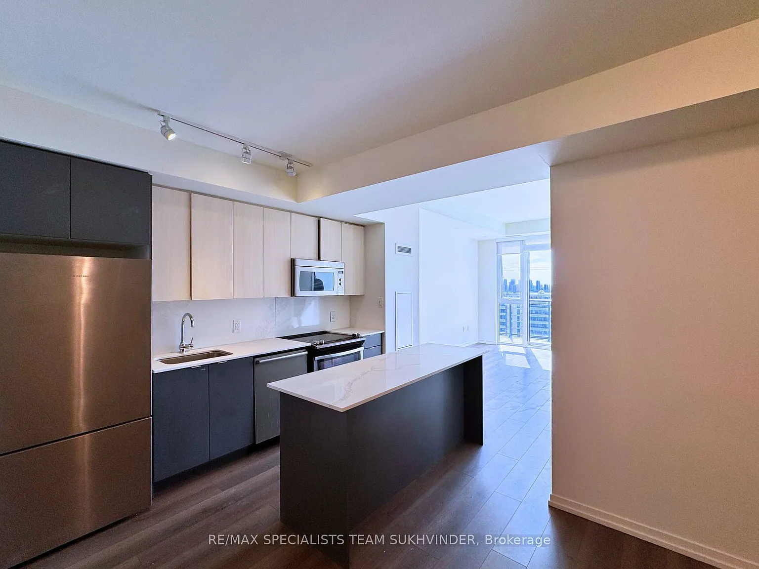 2 bed, $2,800 — Photo 3