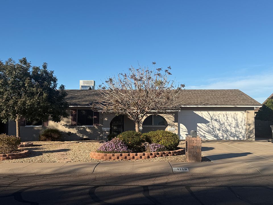 1st image of 4140 W Paradise Dr