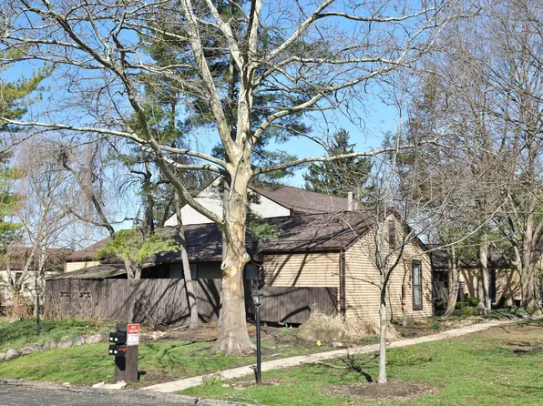 3128 Rivermill Dr, Columbus, OH 43220