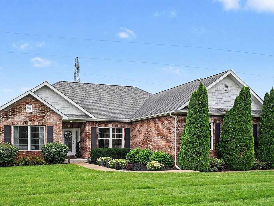 1st image of 533 Lake Park Dr